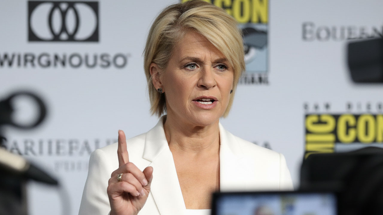 Linda Hamilton Rejects Hollywood Ageism