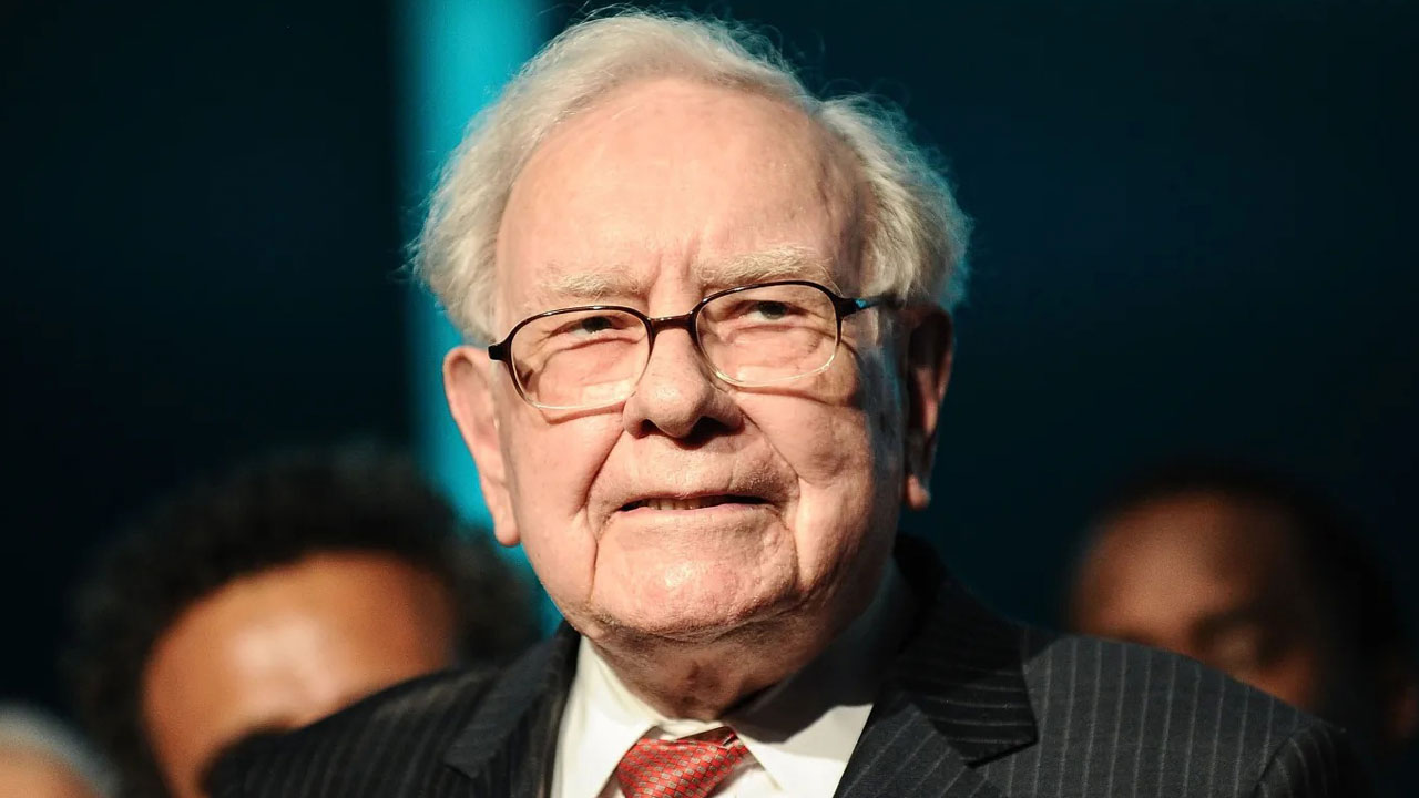 Berkshire Hathaway Leadership Shifts Signal New Era